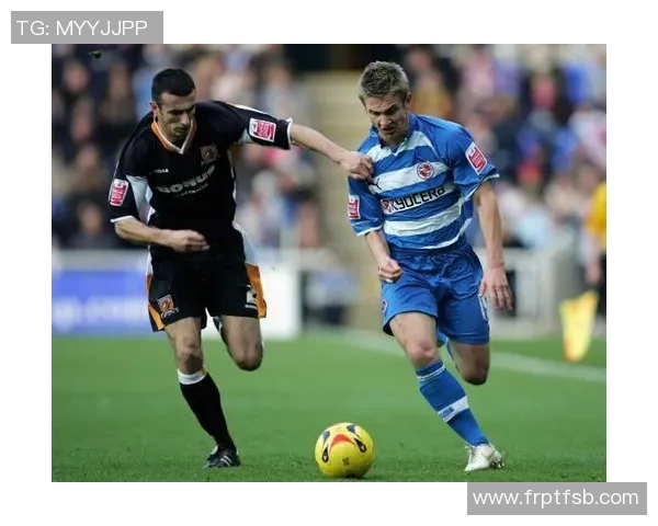 赫尔城与雷丁2019年对决回顾精彩瞬间与赛季影响分析